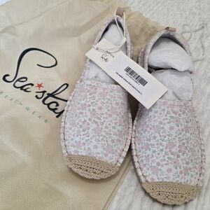 Minnow & Sea Star Kids' Pink Floral Espadrille Slip-On Shoes
